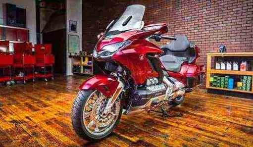 Nova GL 1800 Gold Wing Tour 2019