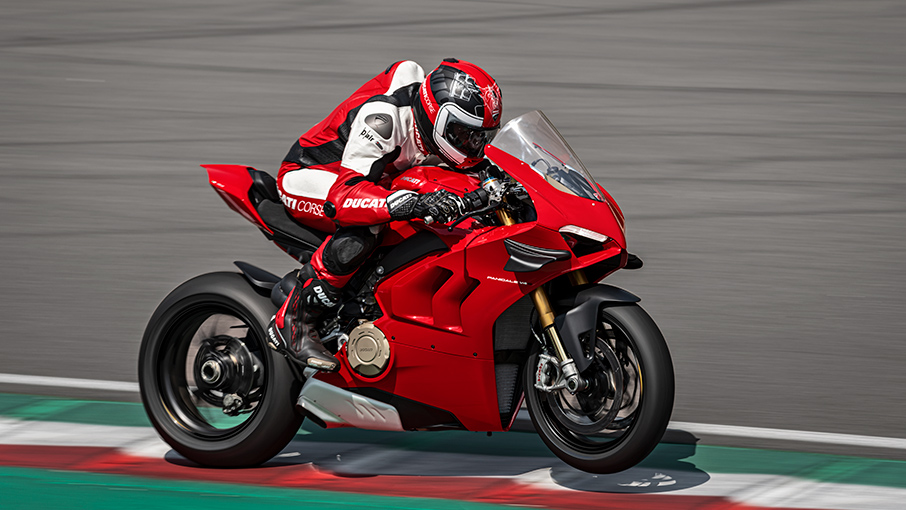 Nova Ducati PANIGALE V4 2023
