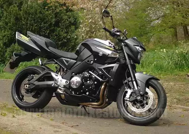 Nova Suzuki B-KING 2016