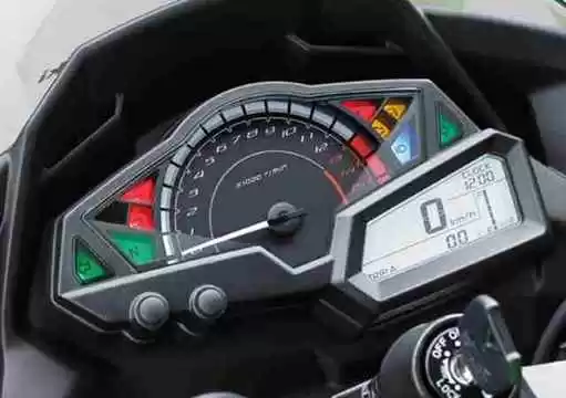 Nova Kawasaki Ninja 300 2019