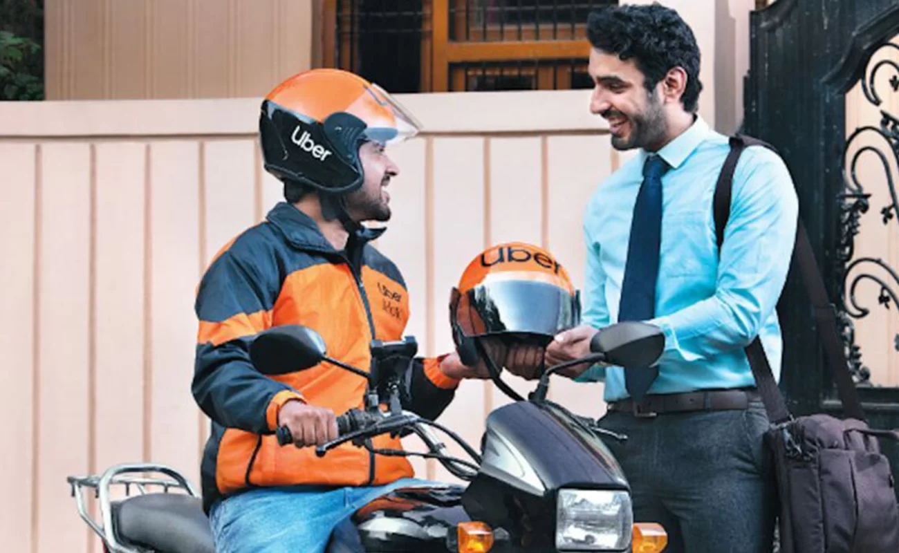 Qual o ano mínimo para Uber de moto?
