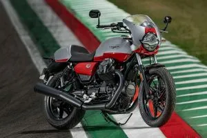 Moto Guzzi adicionou um novo modelo Corsa café racer